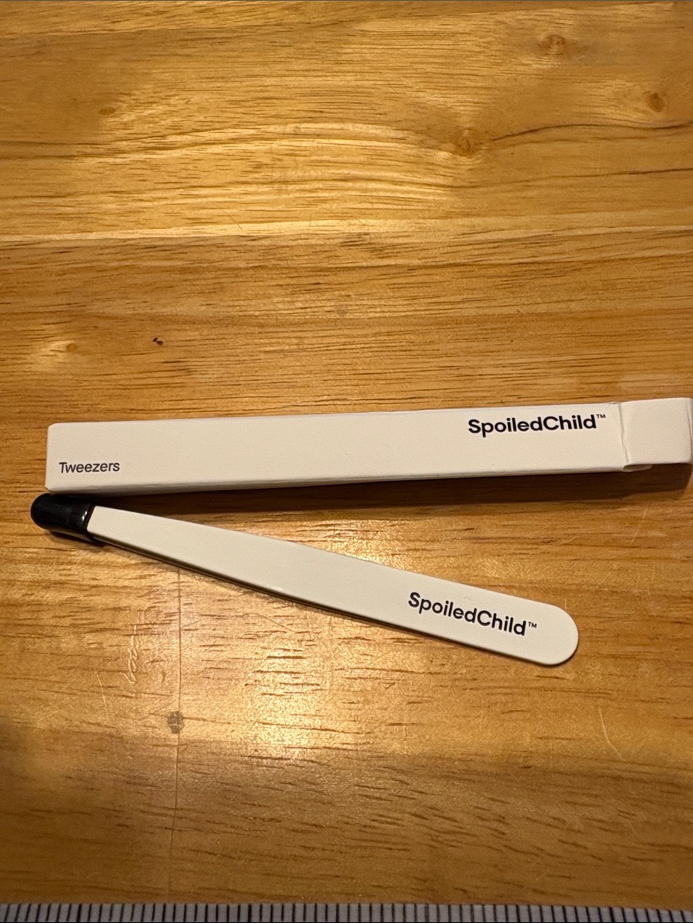 Spoiled Child WhiteTweezers with Black Tip
